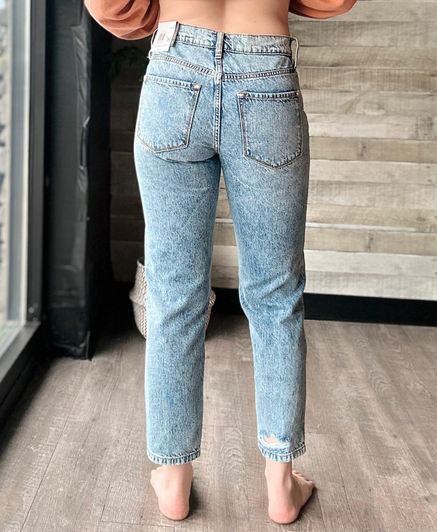 High Rise Ankle Mom Jeans