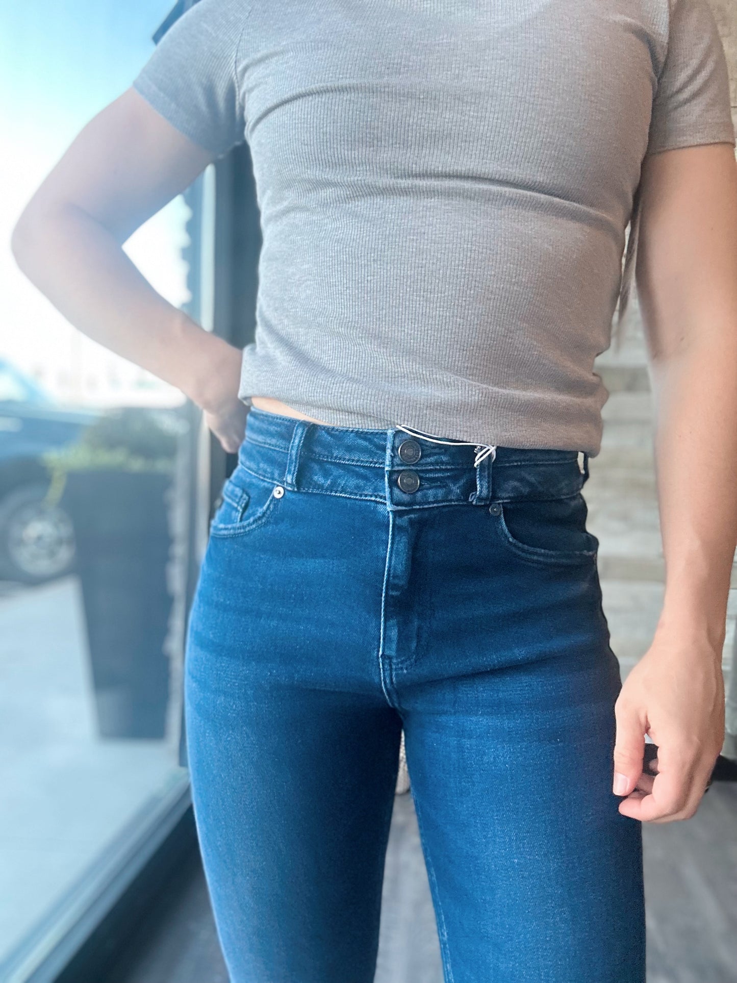 High Rise Slim Straight Jeans