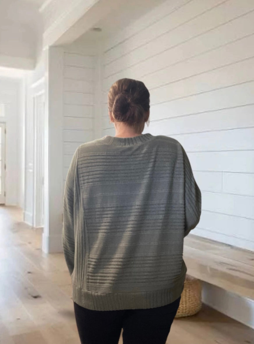 OVERSIZED ASYMMETRICAL TOP