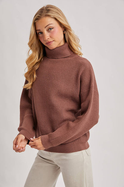 TURTLENECK RIBBED KNIT SWEATER