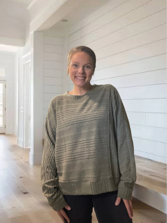 OVERSIZED ASYMMETRICAL TOP