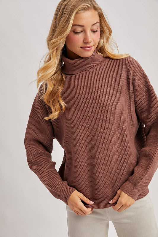 TURTLENECK RIBBED KNIT SWEATER