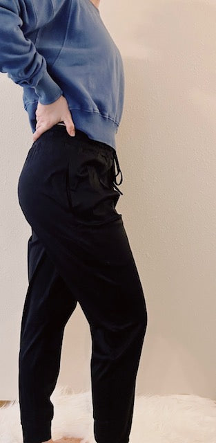 Solid Pleated Front Joggers