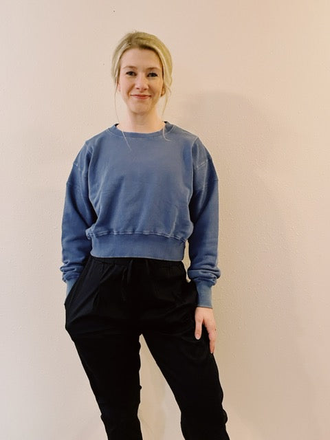 Mineral Wash Luxe Cropped Sweatshirt